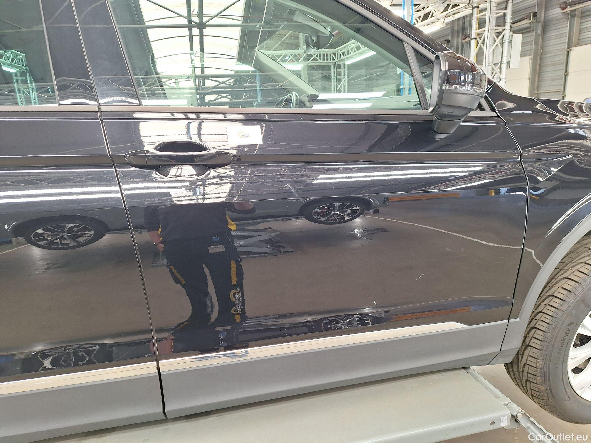  Volkswagen  Tiguan VW,  FL'20, Volkswagen  1.5 TSI 96kW Life Business 5d #46