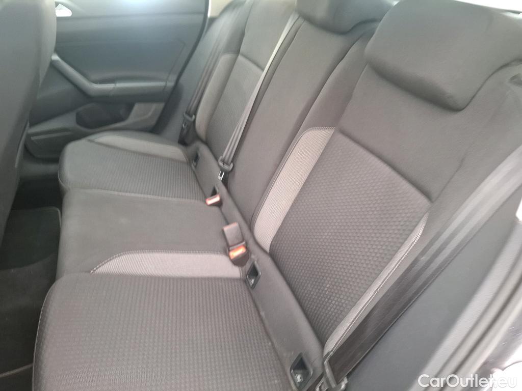  Volkswagen  Taigo  Life Business 1.0 TSI 110CV BVA7 E6d #9