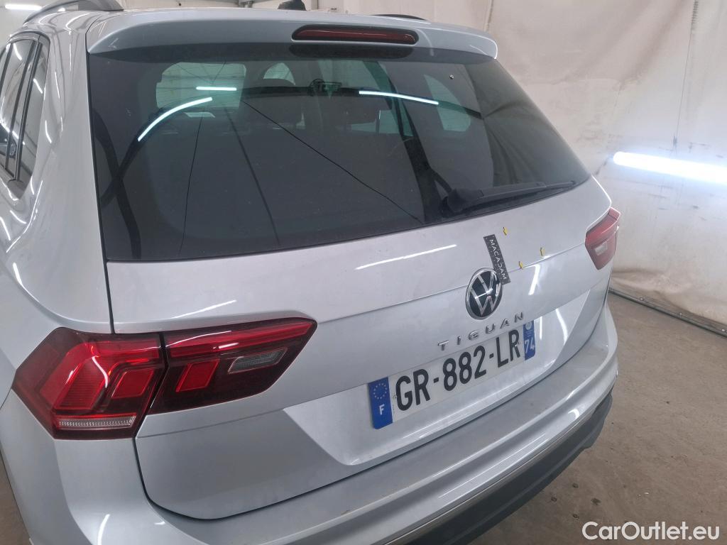  Volkswagen  Tiguan VOLKSWAGEN  / 2020 / 5P / SUV 2.0 TDI 150 DSG7 Life Business #1