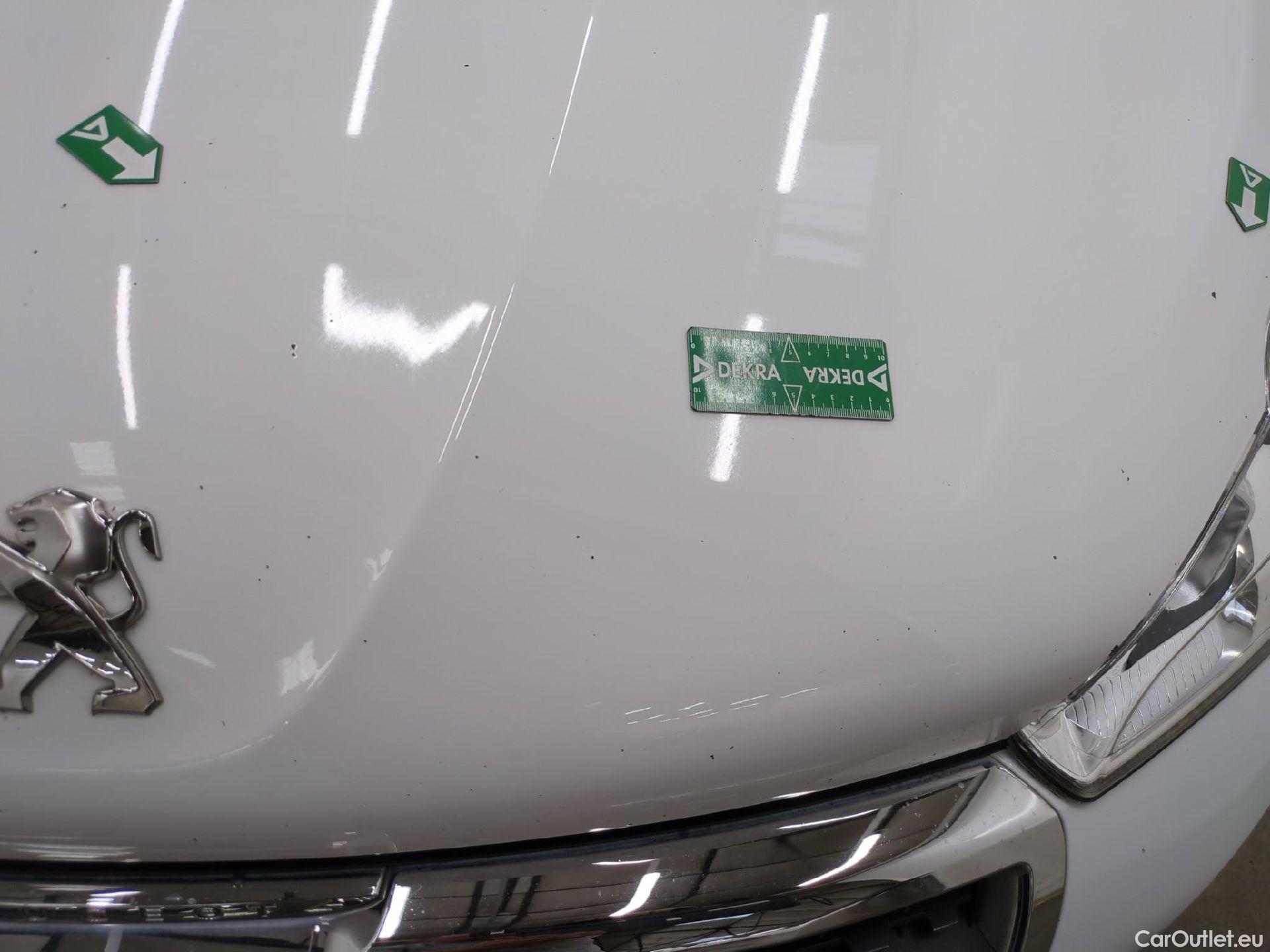  Peugeot  208  Signature 1.2 PureTech 80CV BVM5 E6dT #12