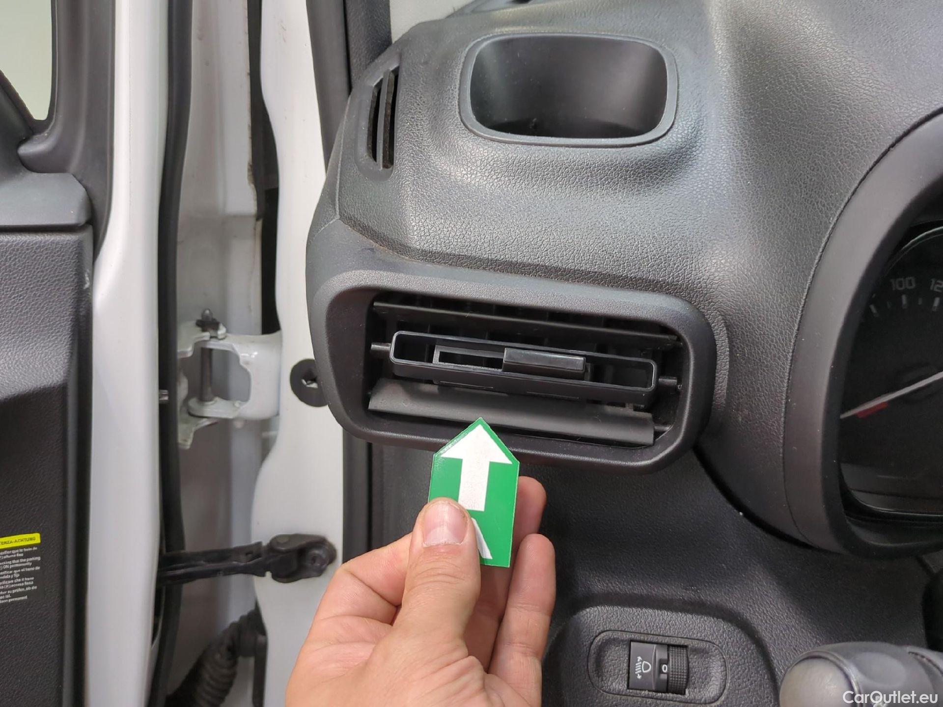  Citroen  Berlingo  Fourgon Club M 650 1.5 BlueHDi 100CV BVM6 E6d #7