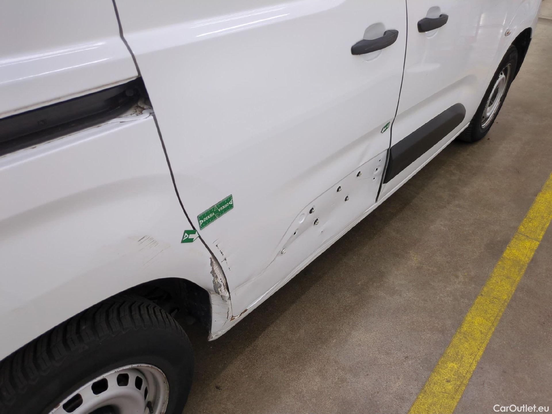  Citroen  Berlingo  Fourgon Club M 650 1.5 BlueHDi 100CV BVM6 E6d #25