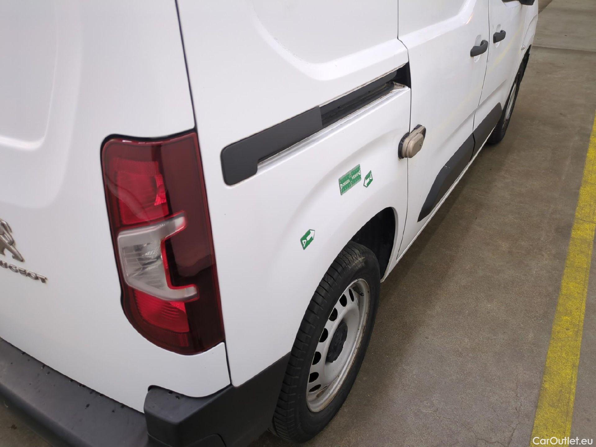  Peugeot  Partner  Asphalt L1 1.5 HDi 100CV BVM5 E6dT #5