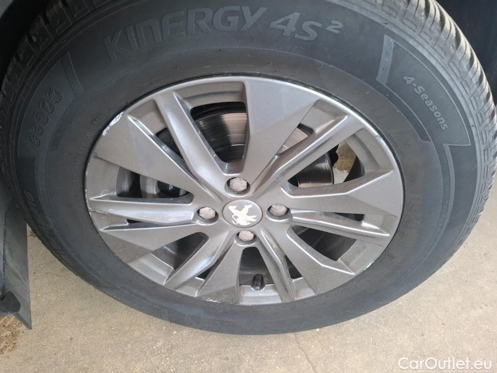  Peugeot  2008  Active Pack 1.2 PureTech 100CV BVM6 E6d #33