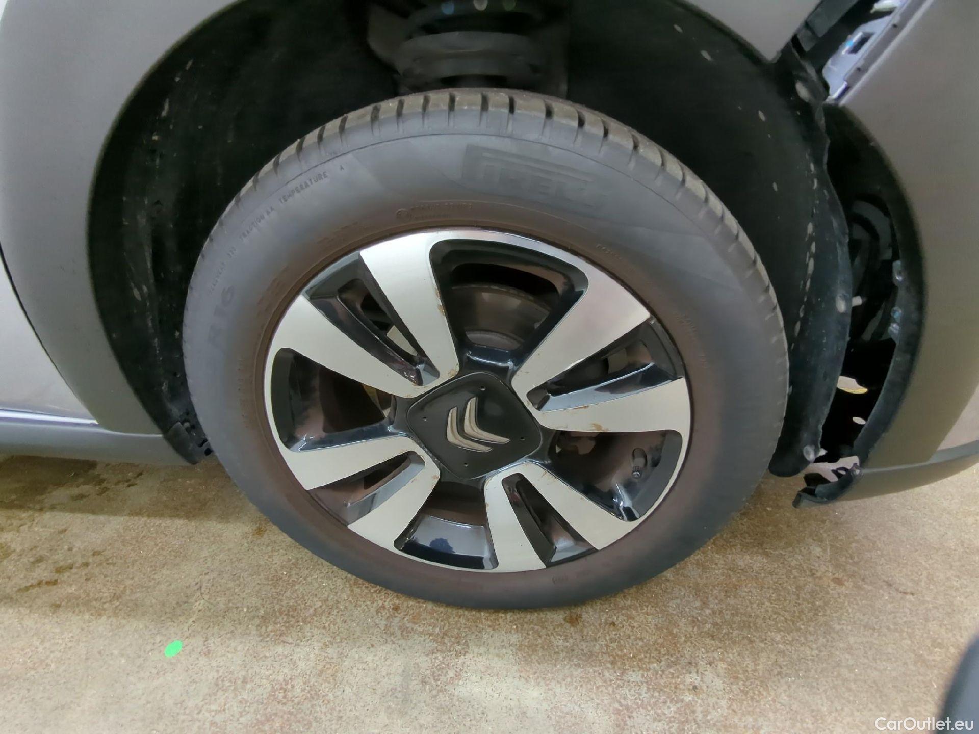  Citroen  C3  Shine Business 1.2 PureTech 80CV BVM5 E6d #3