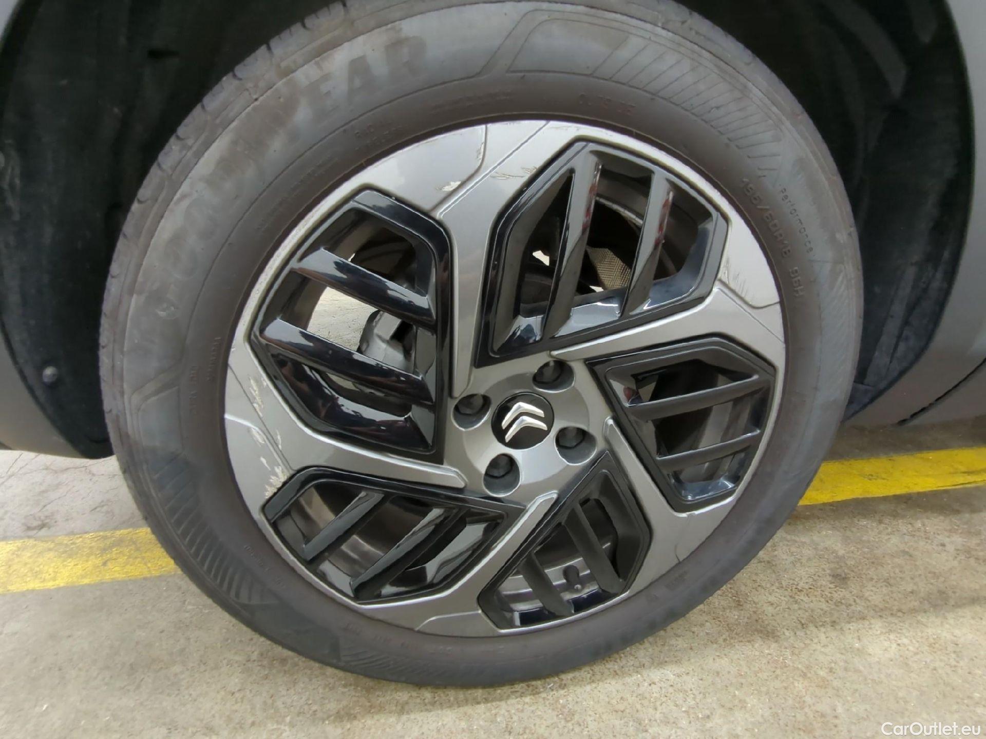  Citroen  C4 CITROEN  X / 2022 / 4P / Berline PureTech 130 S&S EAT8 Feel Pack #7