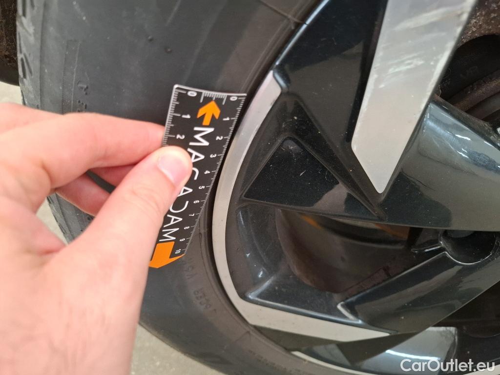  Nissan  Juke NISSAN  / 2019 / 5P / Crossover Hybrid 143 N-Connecta #18