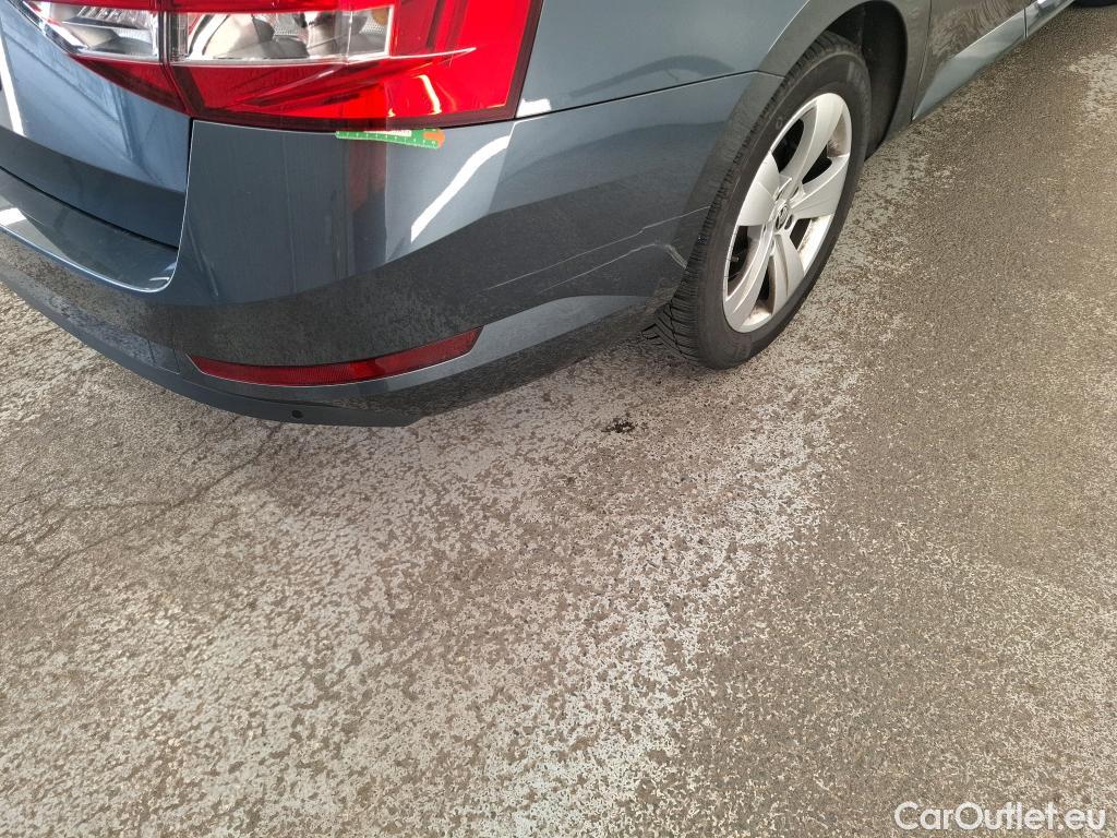  Skoda  Superb  Break Business 2.0 TDI 150CV BVA7 E6d #9