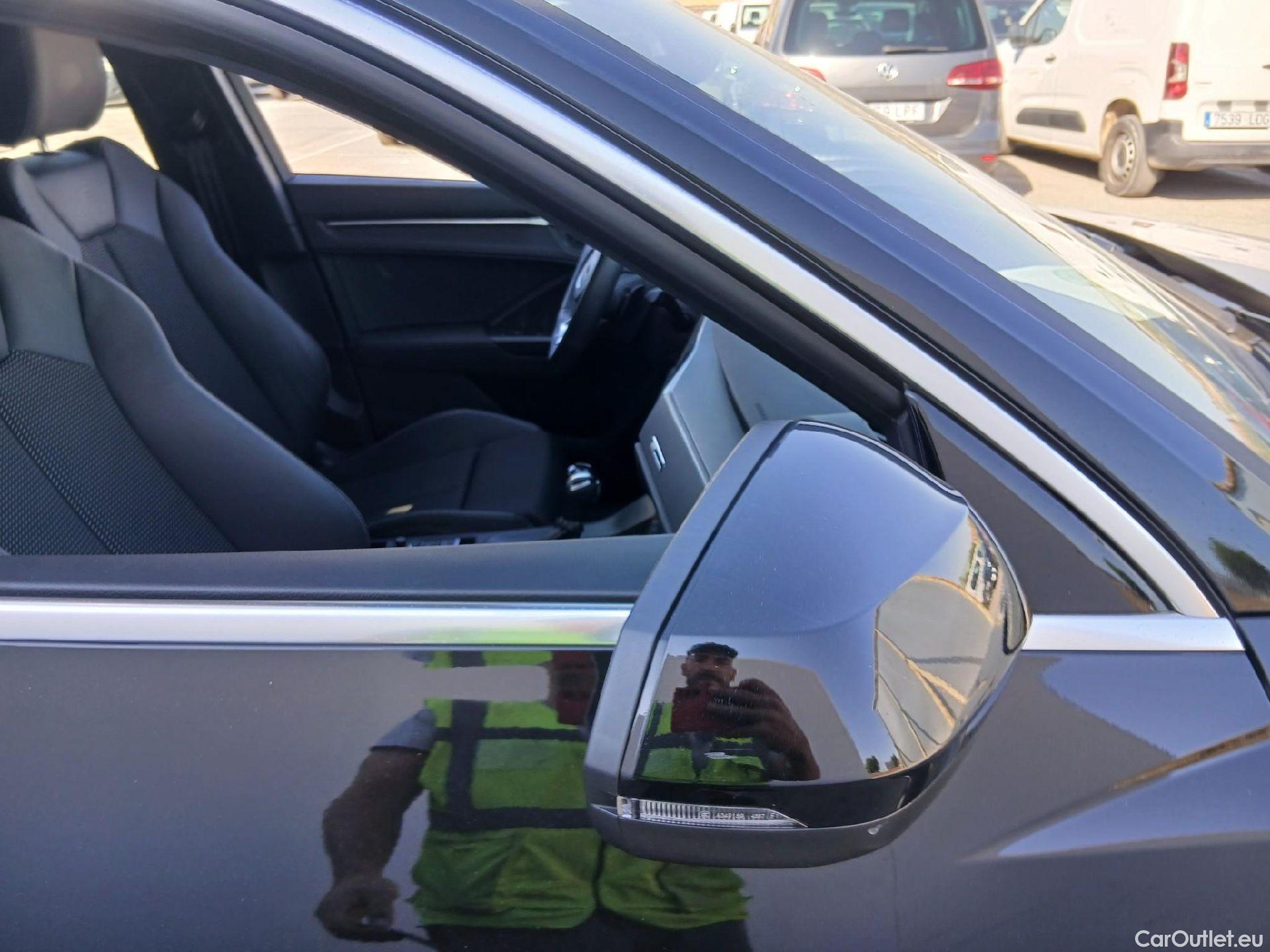  Audi  Q3 AUDI  Sportback / 2019 / 5P / todoterreno S line 35 TDI 110kW (150CV) S tronic #22