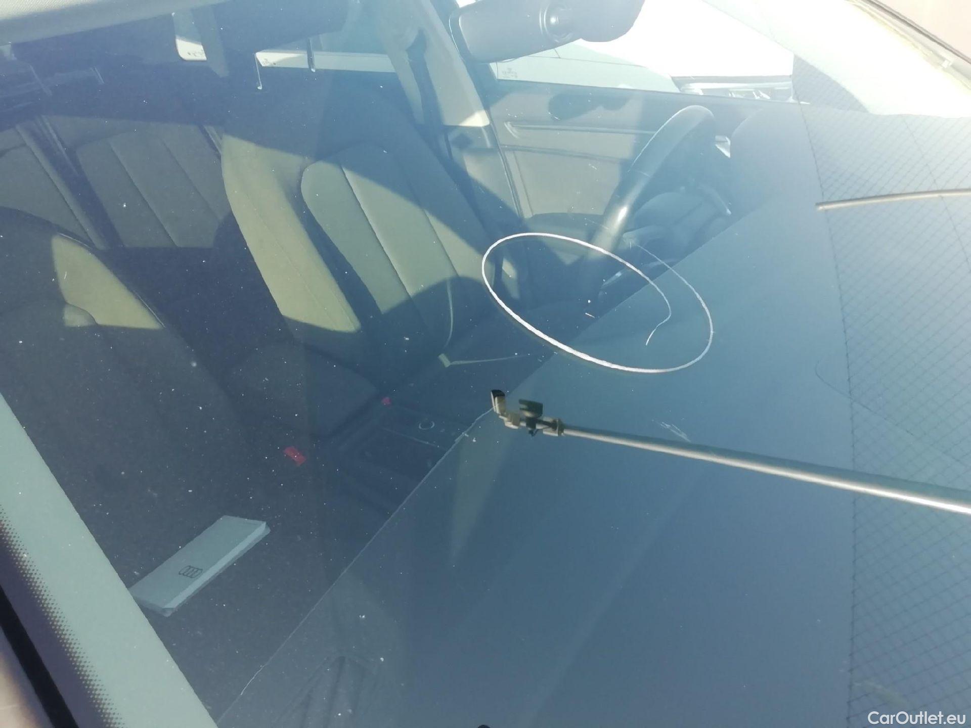  Audi  Q3 AUDI  / 2018 / 5P / todoterreno Advanced 35 TDI 110kW (150CV) S tronic #19