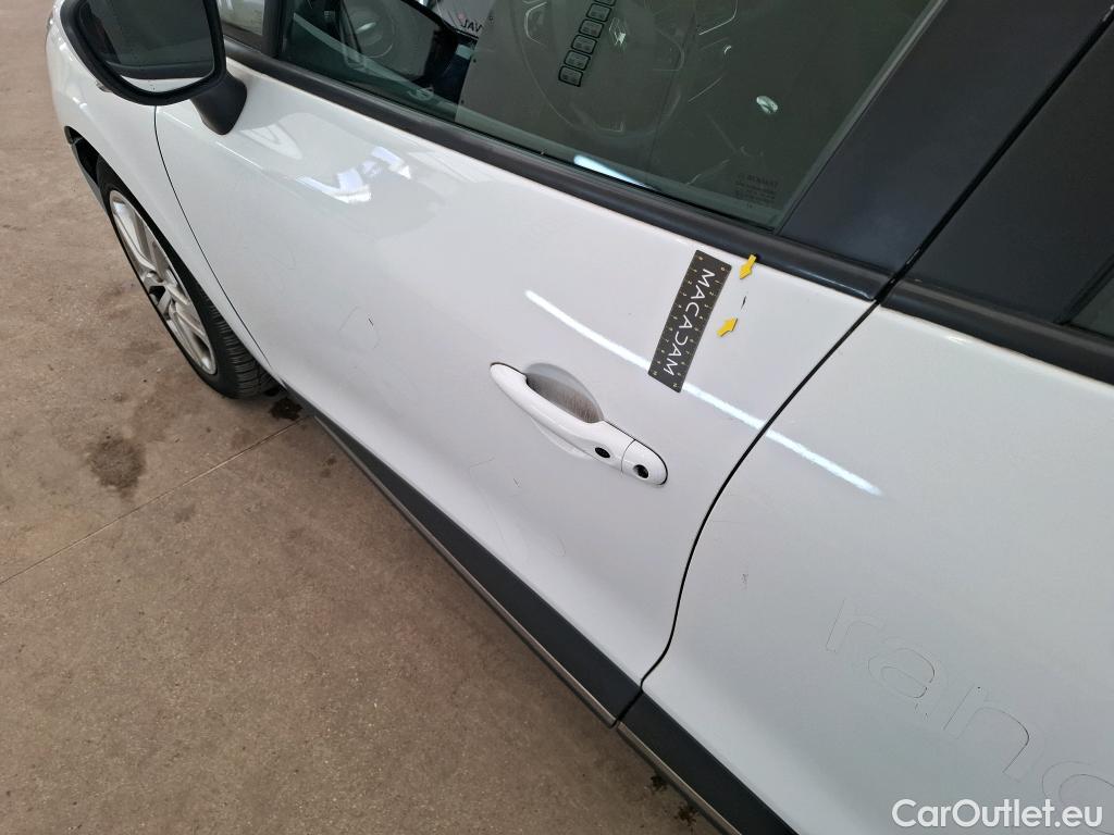  Renault  Clio RENAULT  / 2016 / 5P / Berline &Business TCe 90 #24