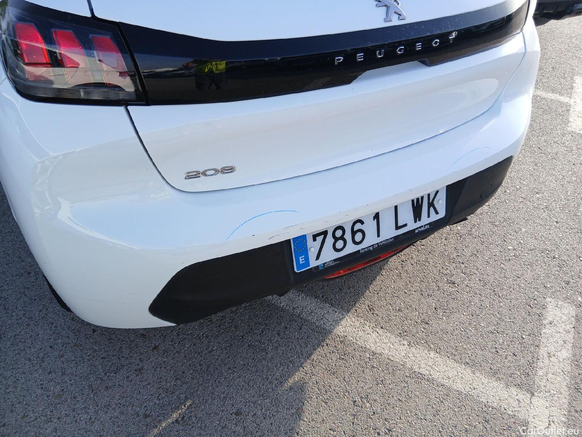  Peugeot  208 PEUGEOT  / 2019 / 5P / berlina con portón BlueHDi 73kW (100CV) Active #13