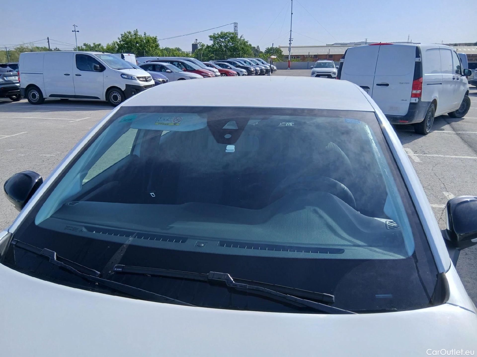  Opel  Corsa OPEL  / 2019 / 5P / berlina con portón 1.2T XHL 74kW (100CV) Edition (AC) #1