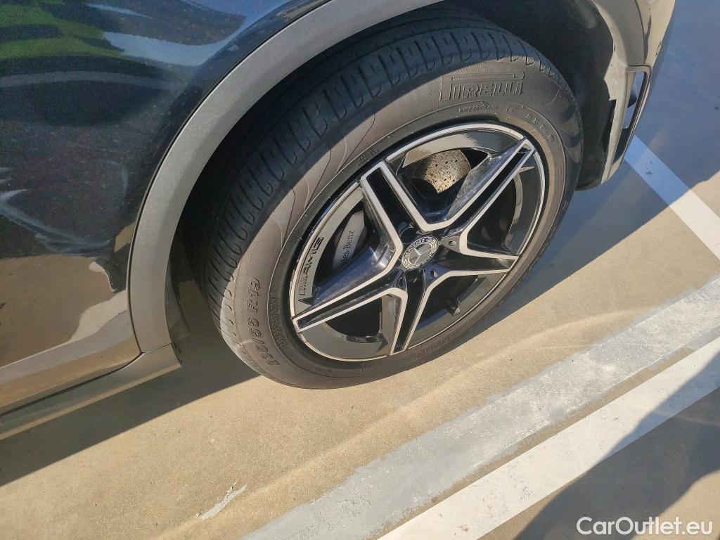  Mercedes  G-Klasee MERCEDES-BENZ GLC Coupé / 2019 / 5P / coupé GLC 300 de 4MATIC #9