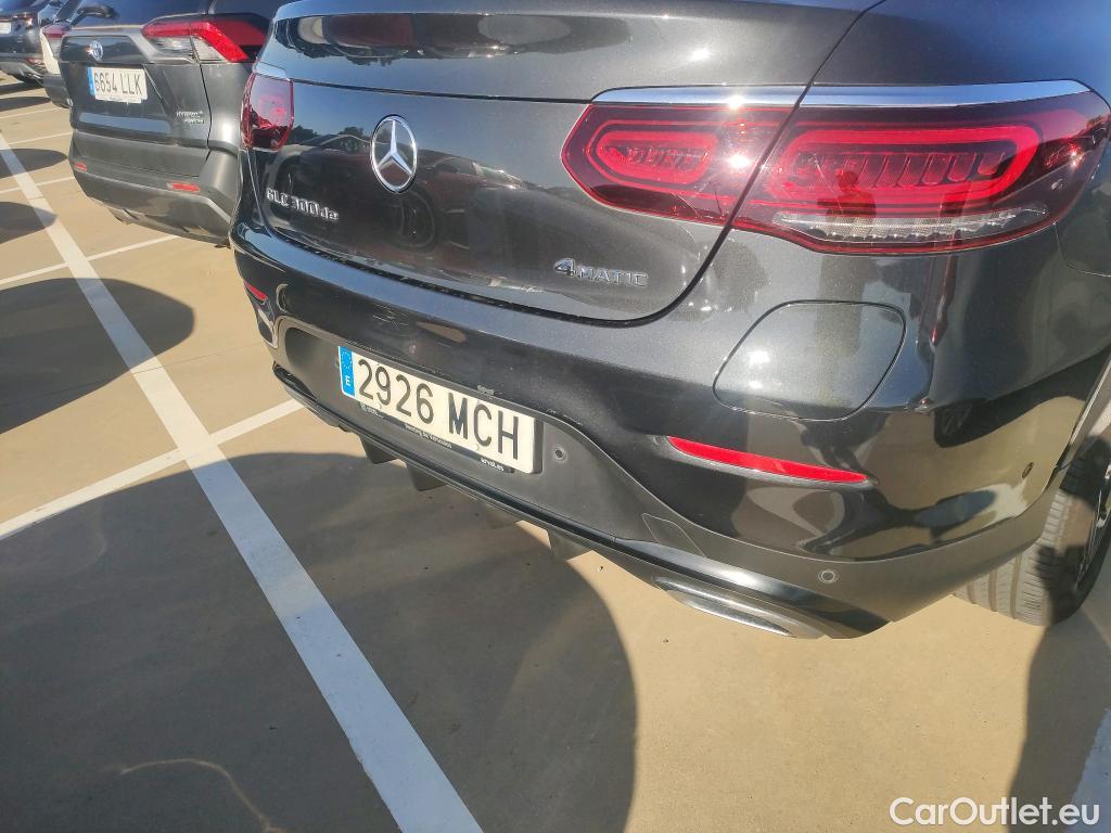  Mercedes  G-Klasee MERCEDES-BENZ GLC Coupé / 2019 / 5P / coupé GLC 300 de 4MATIC #21