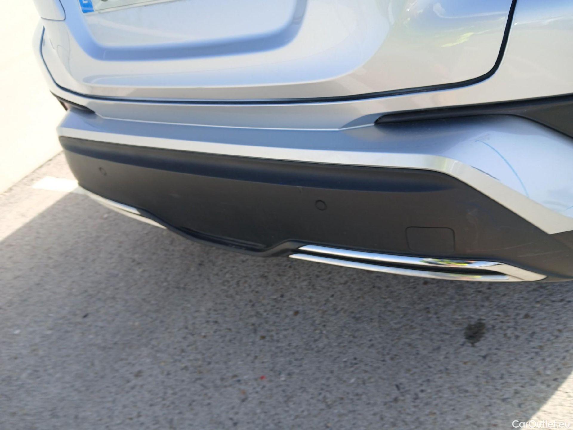  Toyota  C-HR TOYOTA  / 2019 / 5P / todoterreno 2.0 180H Advance #13