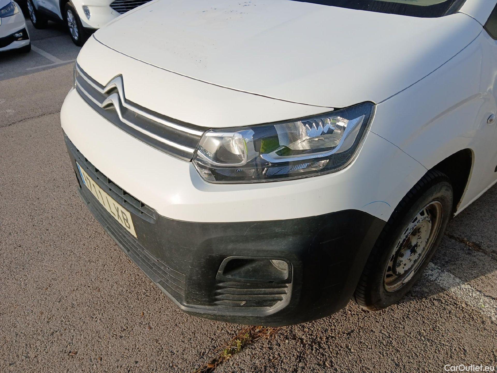  Citroen  Berlingo CITROEN  / 2018 / 3P / furgón derivado de turismo Talla M BlueHDi 100 CONTROL (AC2) #13
