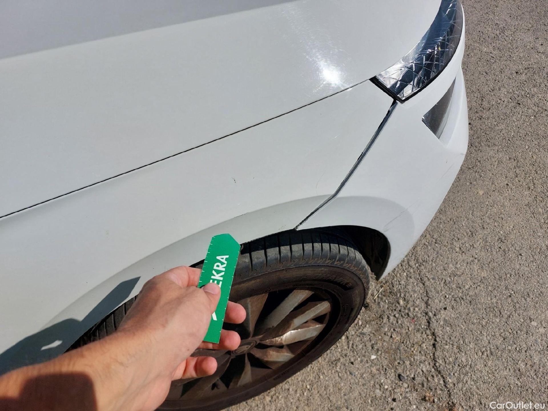  Skoda  KAMIQ SKODA  1.0 TSI 81kW (110CV) DSG Ambition (CX) #26