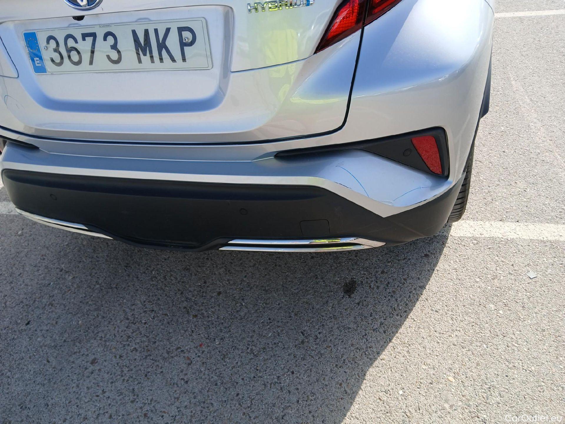  Toyota  C-HR TOYOTA  / 2019 / 5P / todoterreno 2.0 180H Advance #11