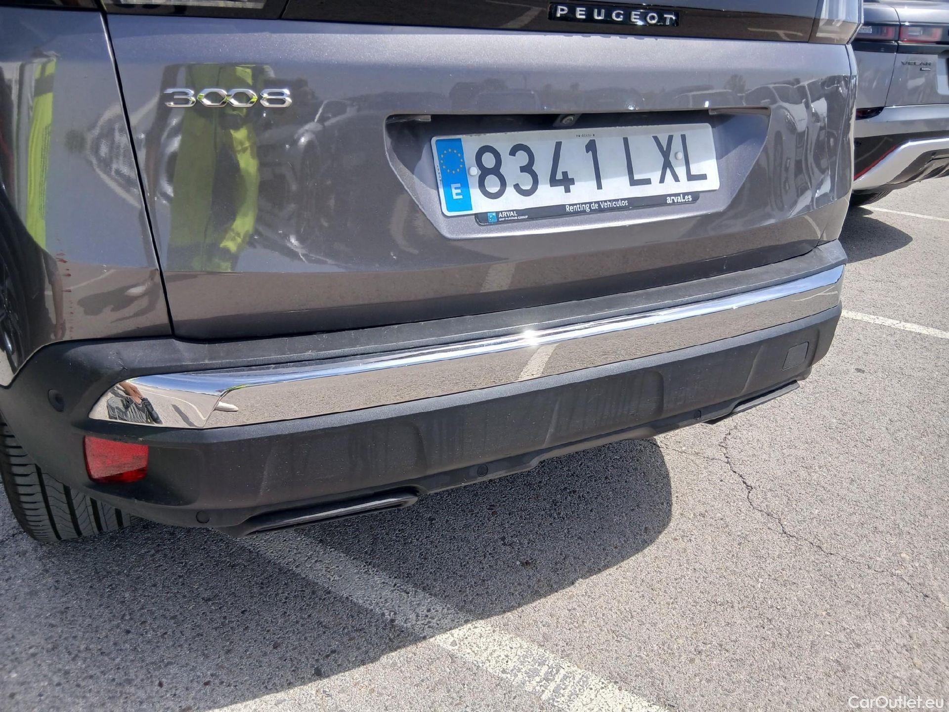  Peugeot  3008 PEUGEOT  / 2020 / 5P / todoterreno 1.5 BlueHDi 96kW (130CV) S&S Allure EAT8 #32