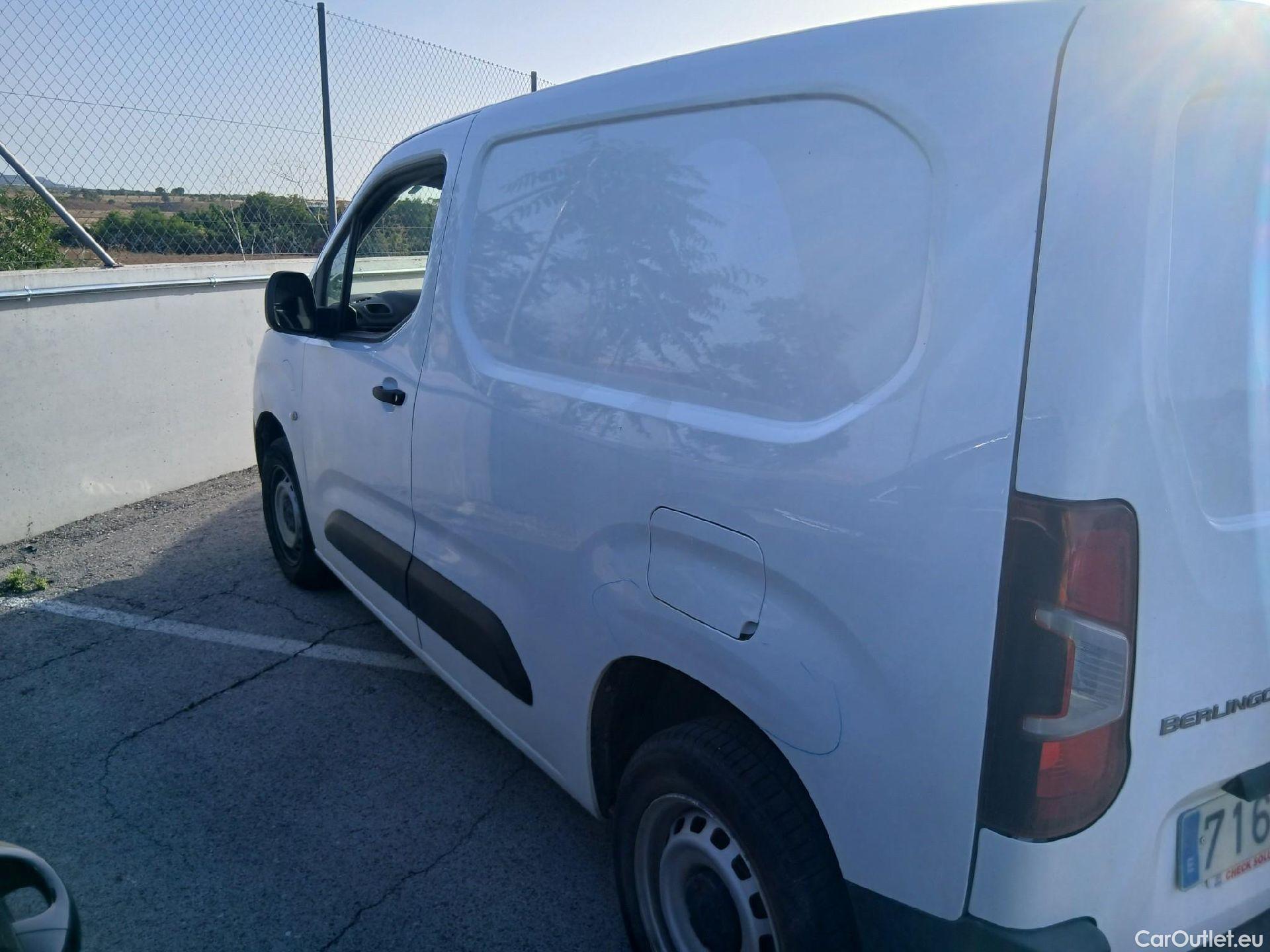  Citroen  Berlingo CITROEN  / 2018 / 4P / furgón derivado de turismo Talla M BlueHDi 100 CLUB #9