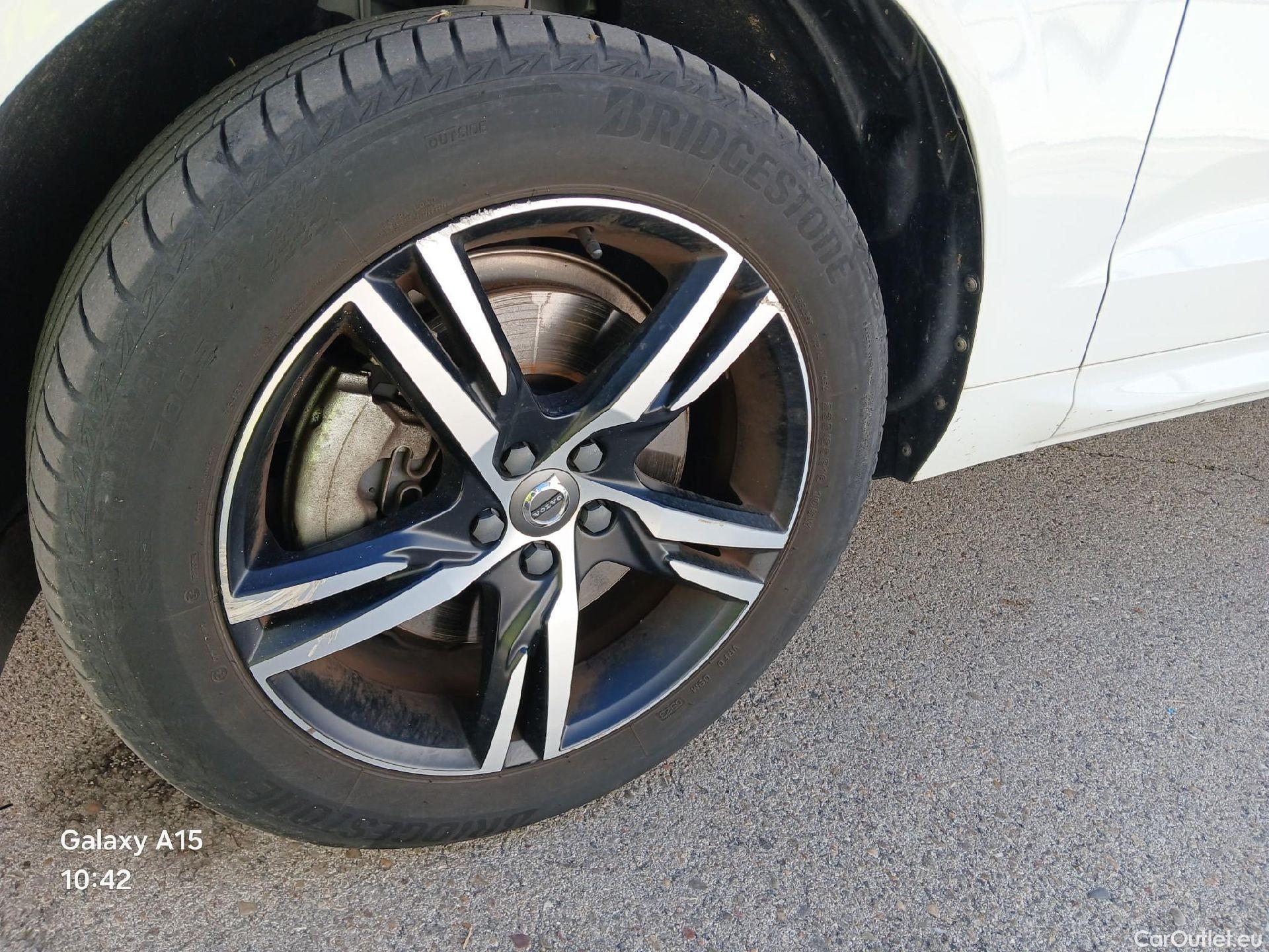  Volvo  XC60 VOLVO  / 2017 / 5P / todoterreno 2.0 T6 AWD Recharge R-Design Auto #14