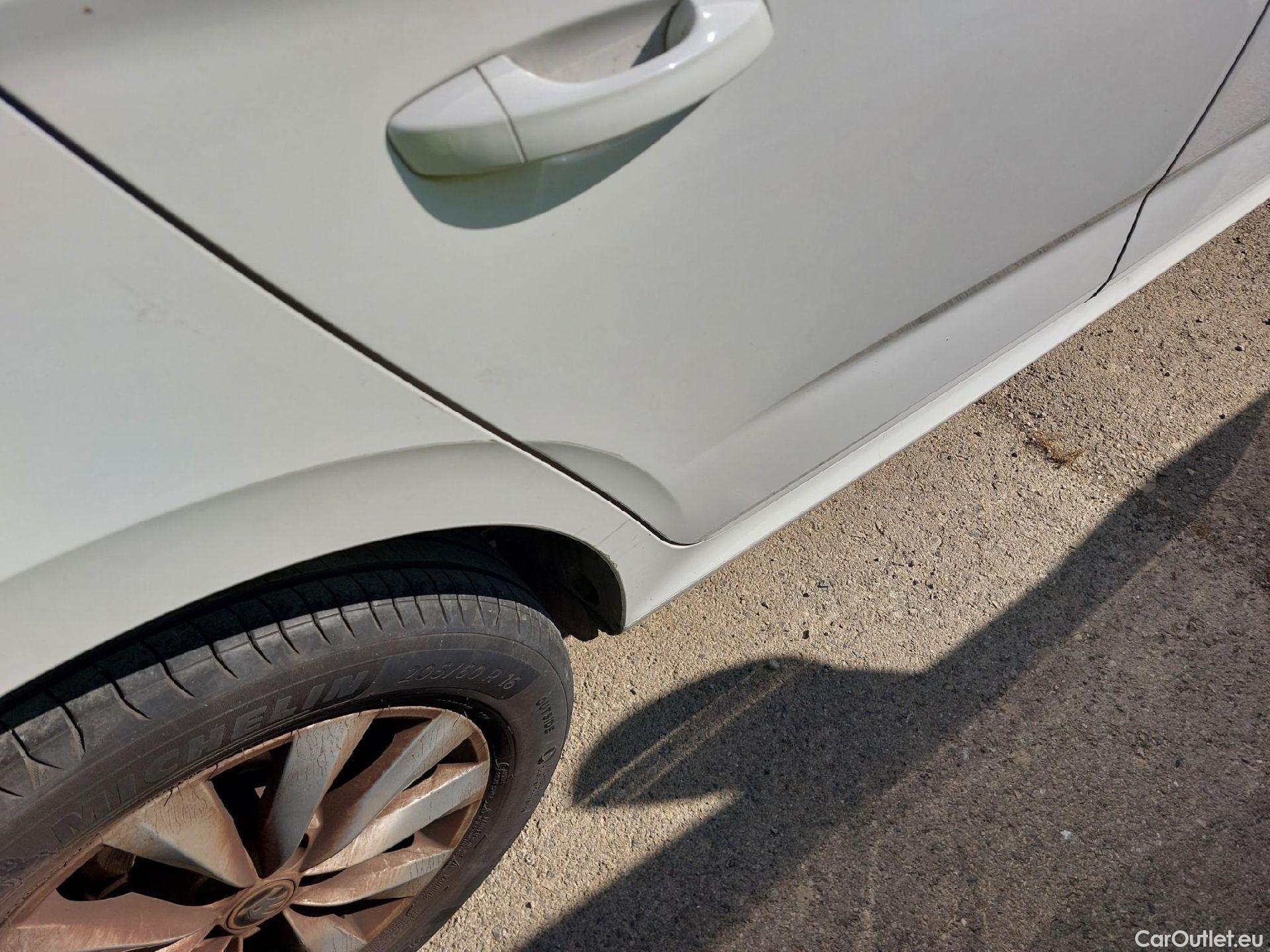  Skoda  KAMIQ SKODA  1.0 TSI 81kW (110CV) DSG Ambition (CX) #19