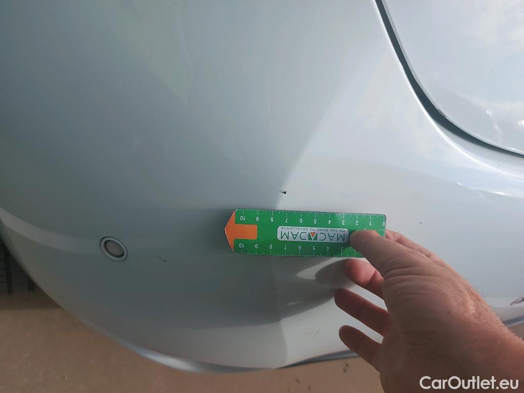  Renault  Zoe RENAULT  / 2019 / 5P / berlina con portón Life 80 kW R110 Bateria 40kWh #9