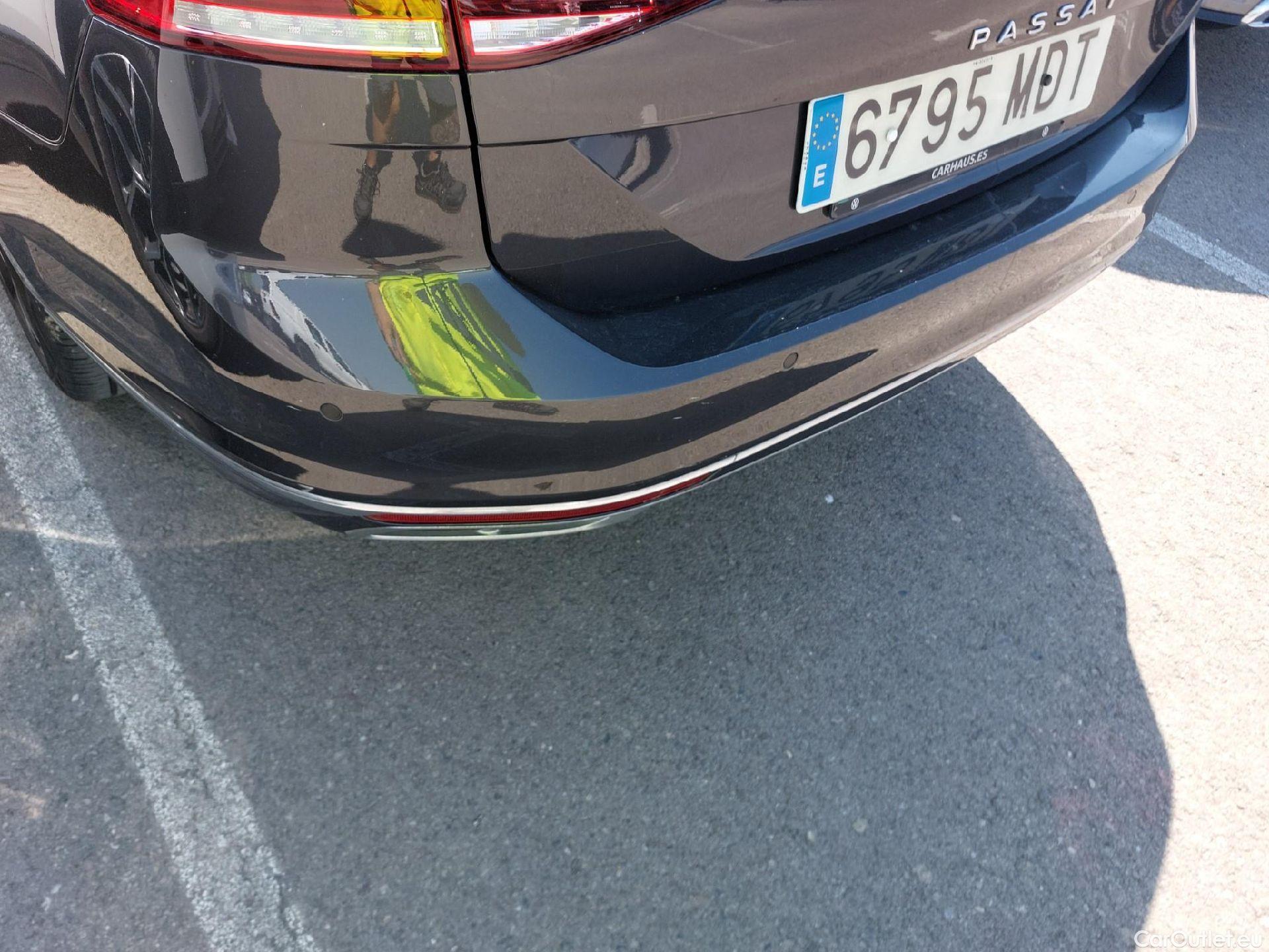  Volkswagen  Passat  Variant R-Line 2.0 TDI 150CV AT7 E6d #16