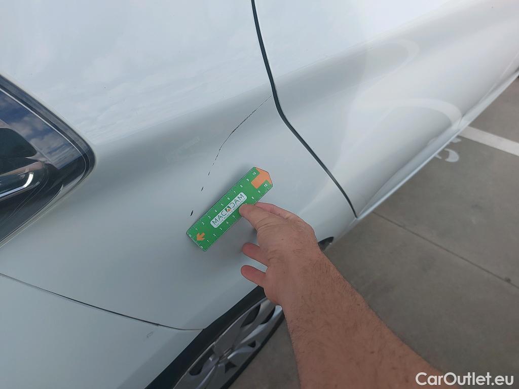  Renault  Zoe RENAULT  / 2019 / 5P / berlina con portón Life 80 kW R110 Bateria 40kWh #23