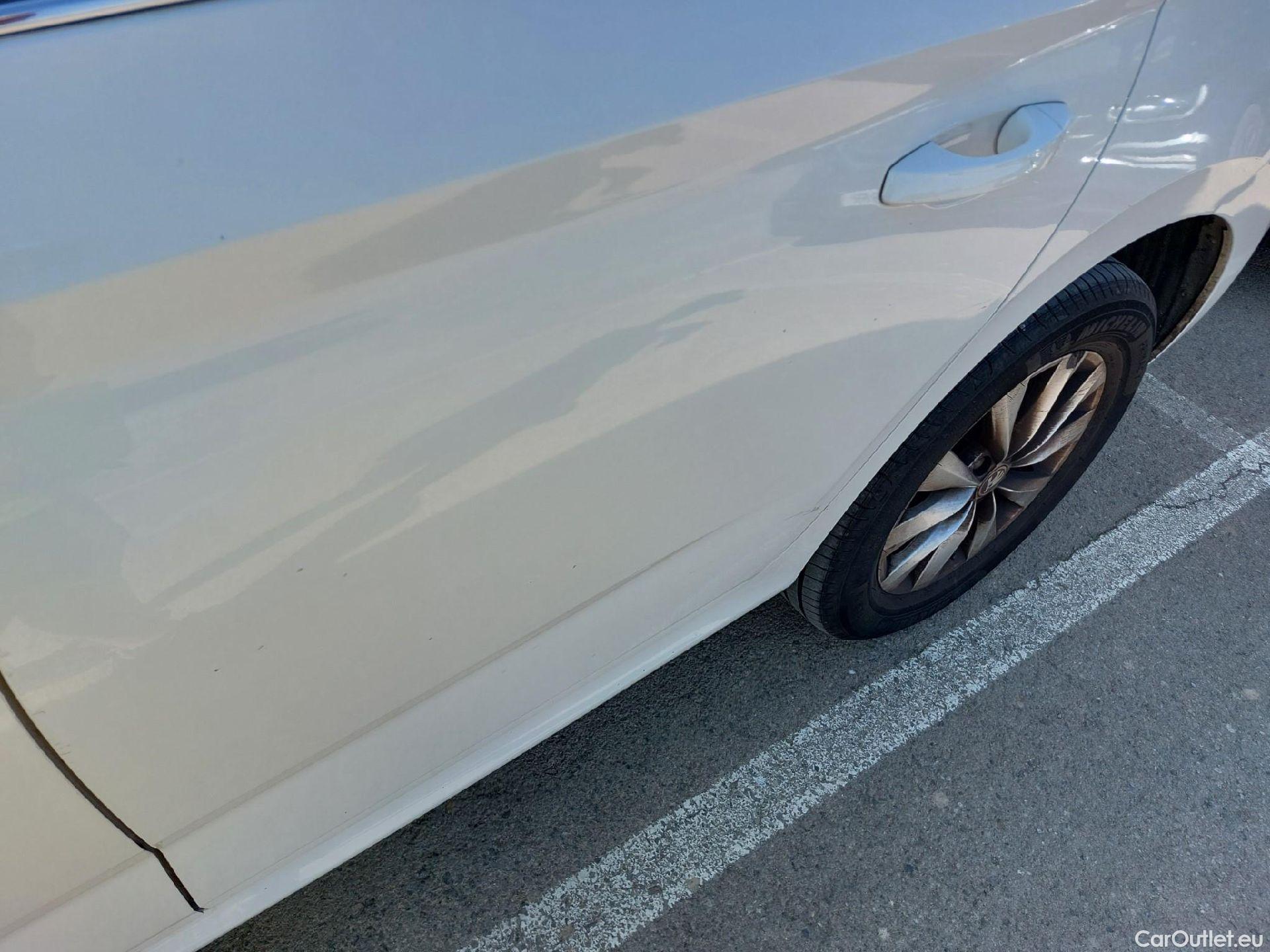  Skoda  KAMIQ SKODA  1.0 TSI 81kW (110CV) DSG Ambition (CX) #9