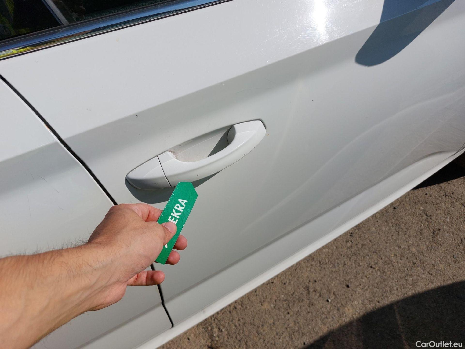  Skoda  KAMIQ SKODA  1.0 TSI 81kW (110CV) DSG Ambition (CX) #23