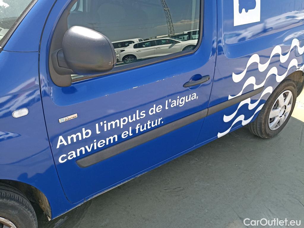  Renault  Kangoo RENAULT  FURGÓN VU 3p 2G furgón deriv  Z.E. Flexi (especial Agbar) #7