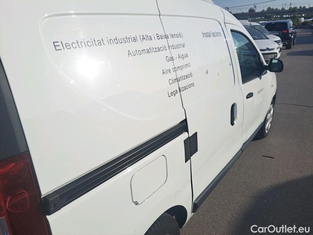  Dacia  Dokker DACIA  / 2013 / 4P / furgón derivado de turismo Van Essential dCi 55kW (75CV) #36