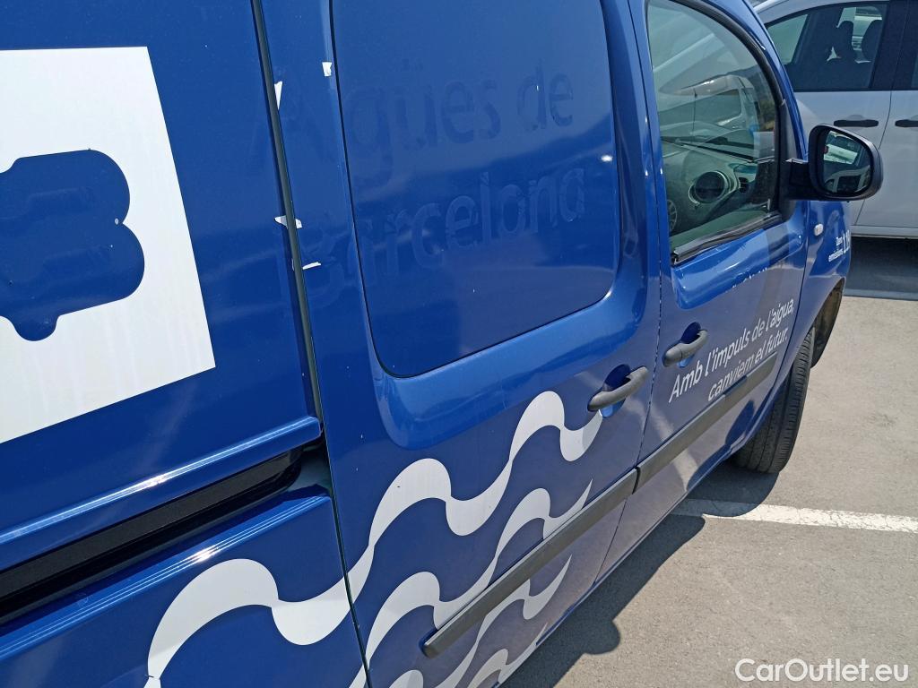  Renault  Kangoo RENAULT  FURGÓN VU 3p 2G furgón deriv  Z.E. Flexi (especial Agbar) #13