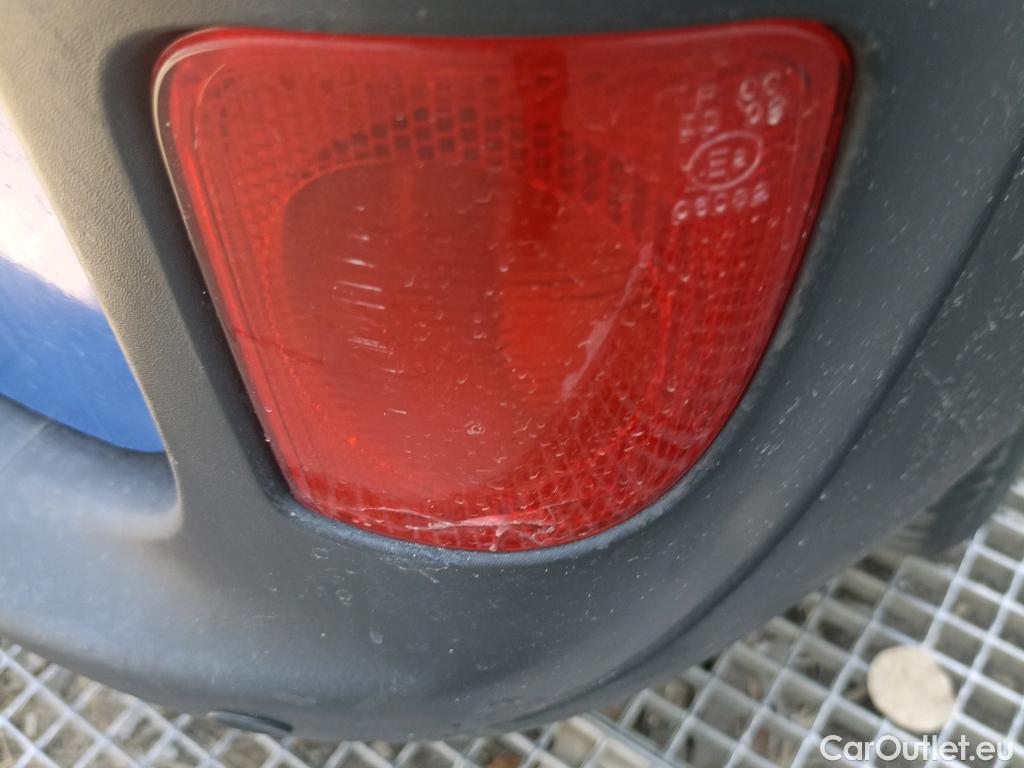  Renault  Kangoo RENAULT  FURGÓN VU 3p 2G furgón deriv  Z.E. Flexi (especial Agbar) #22