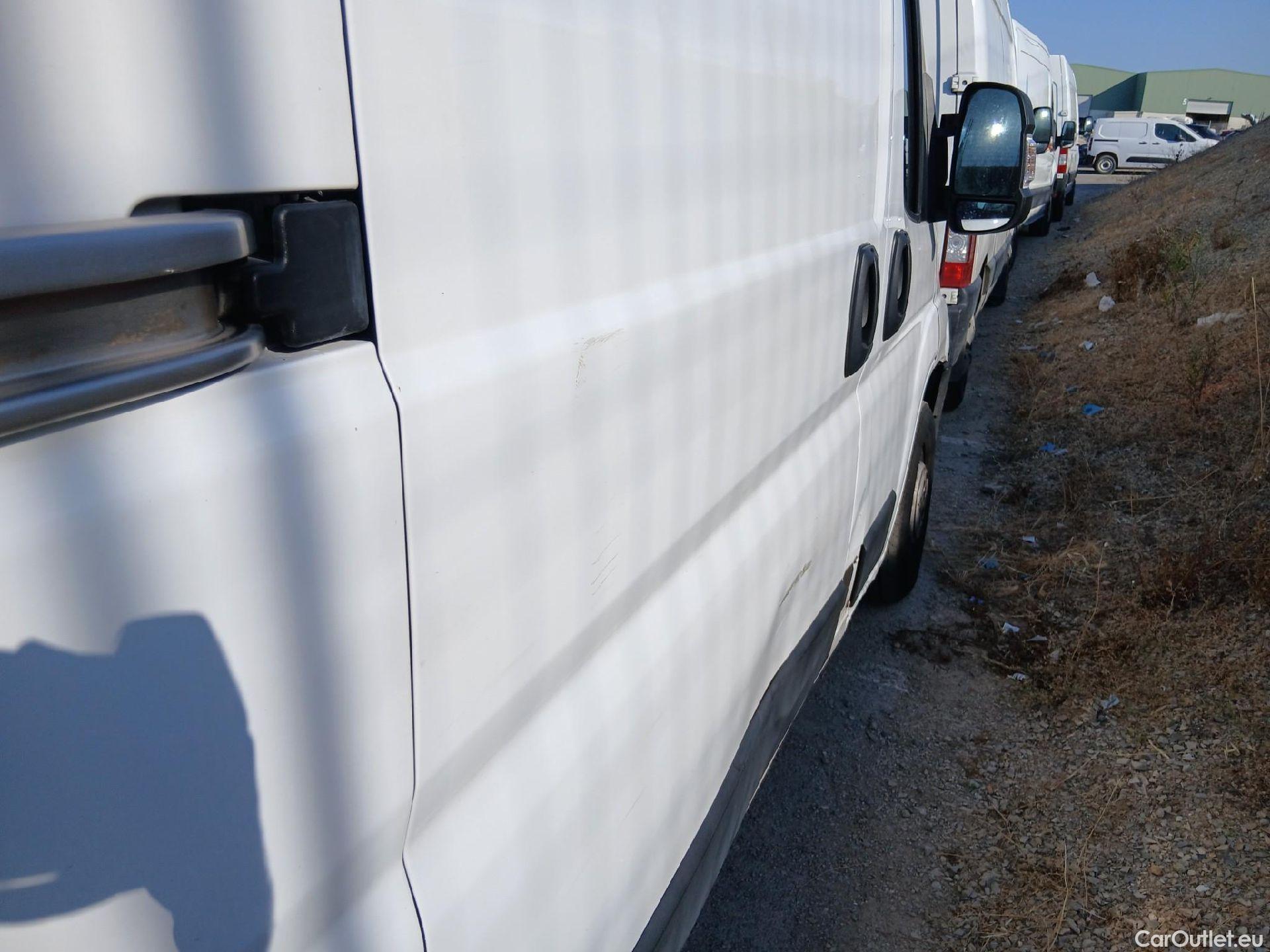  Citroen  Jumper CITROEN  / 2014 / 4P / furgón BlueHDi 103KW (140CV) Furgón 35L3H2 #37