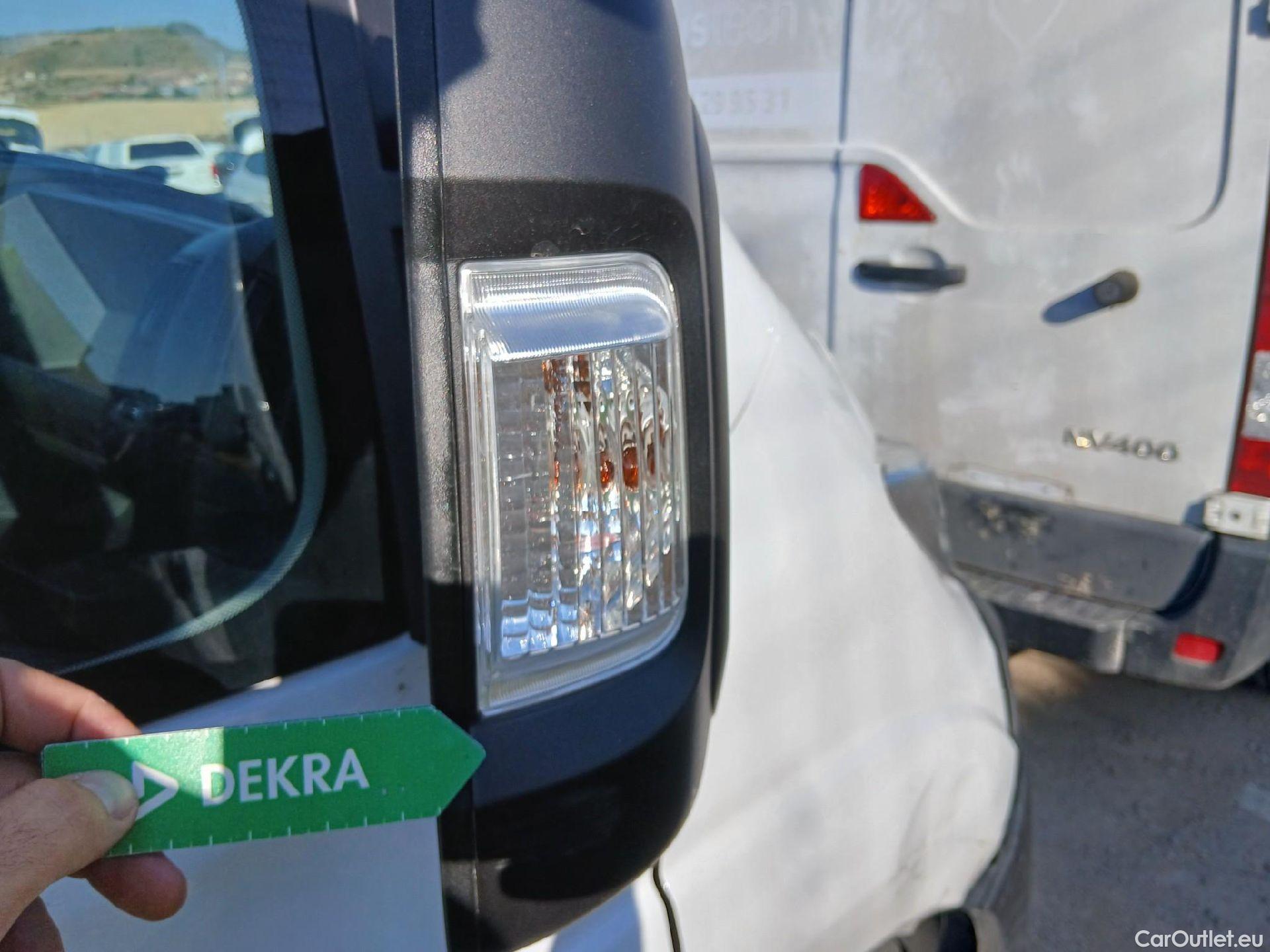  Citroen  Jumper CITROEN  / 2014 / 4P / furgón BlueHDi 103KW (140CV) Furgón 35L3H2 #48