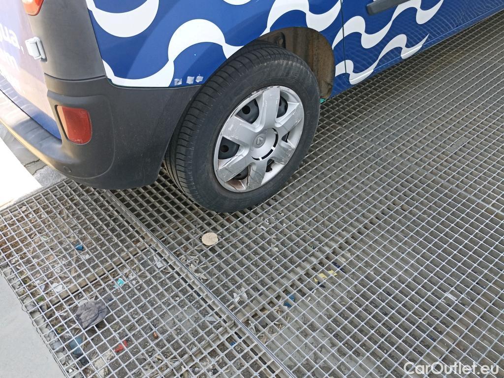  Renault  Kangoo RENAULT  FURGÓN VU 3p 2G furgón deriv  Z.E. Flexi (especial Agbar) #27