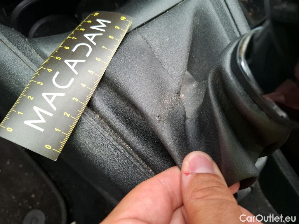  Peugeot  208  Affaire Premium Pack 1.5 HDi 100CV BVM5 E6dT #29