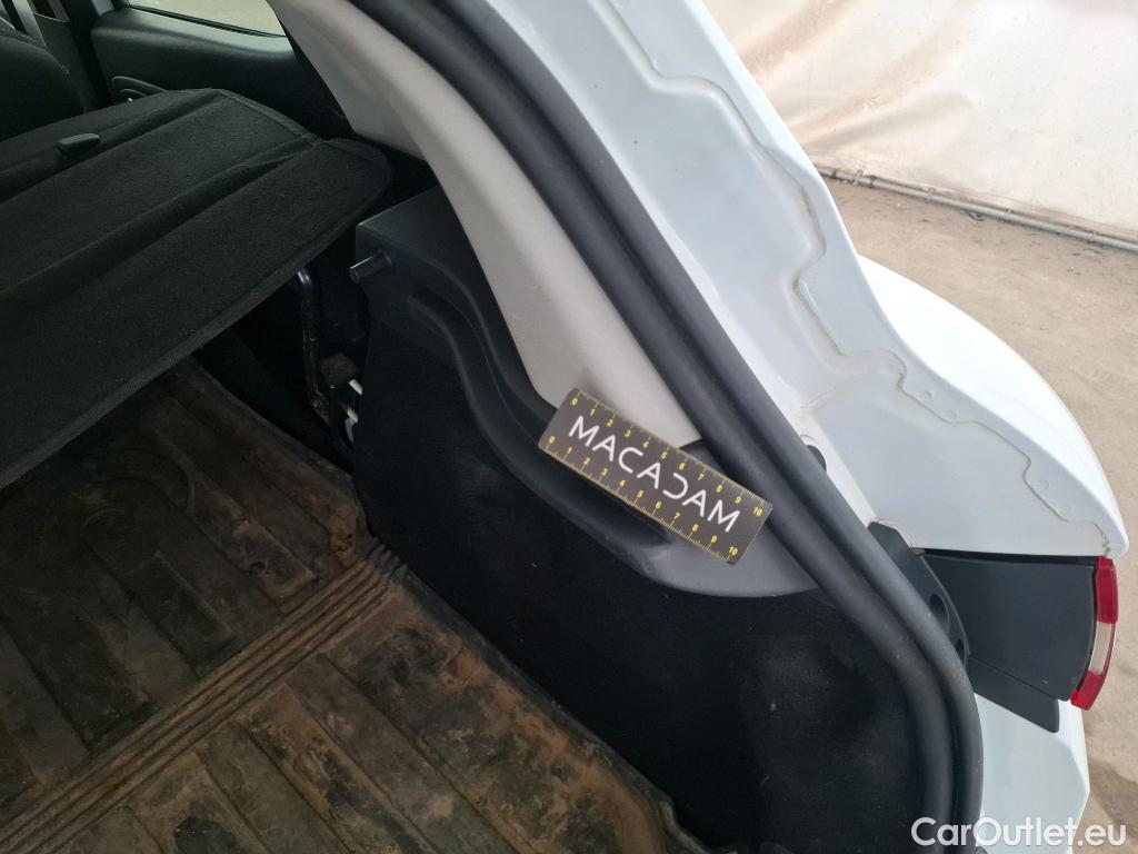  Renault  Clio  IV Air MediaNav 1.5 dCi 90CV BVM5 E6 #88