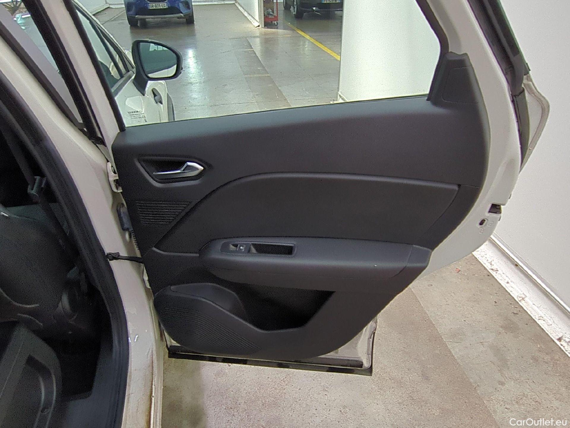  Renault  Captur  II Business 1.3 TCe 130CV BVA7 E6dT / TRANSFO VP/VF #36