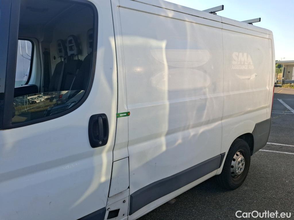  Peugeot  Boxer PEUGEOT  VU 4p Fourgon 2.2 E-HDI 130 PACK CLIM NAV 330 L1H1 #102