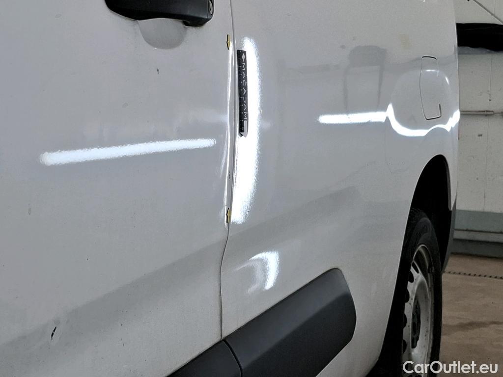  Citroen  Berlingo  Fourgon Club XL 950 1.5 BlueHDi 100CV BVM6 E6d #19