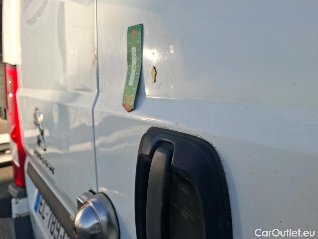  Peugeot  Boxer PEUGEOT  VU 4p Fourgon 2.2 E-HDI 130 PACK CLIM NAV 330 L1H1 #24