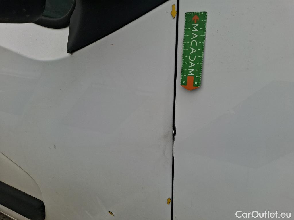  Renault  Master  Fourgon L2H2 3 5 Grand Confort dCi 135CV BVM6 E6dT #24