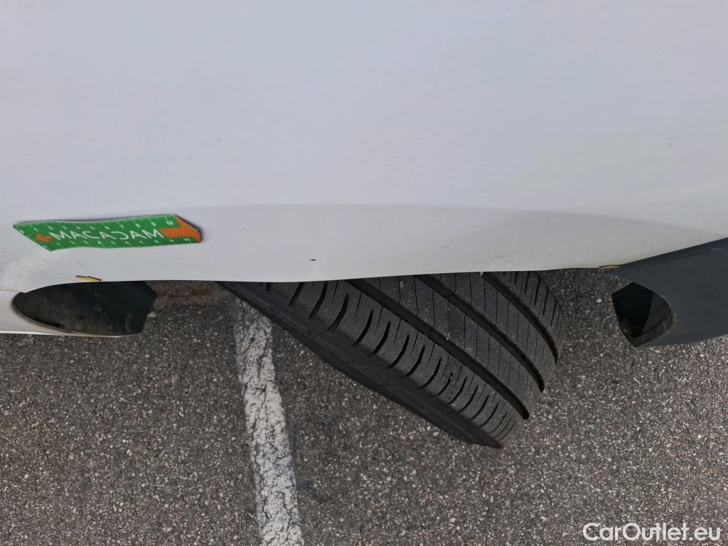  Renault  Master  Fourgon L2H2 3 5 Grand Confort dCi 135CV BVM6 E6dT #12