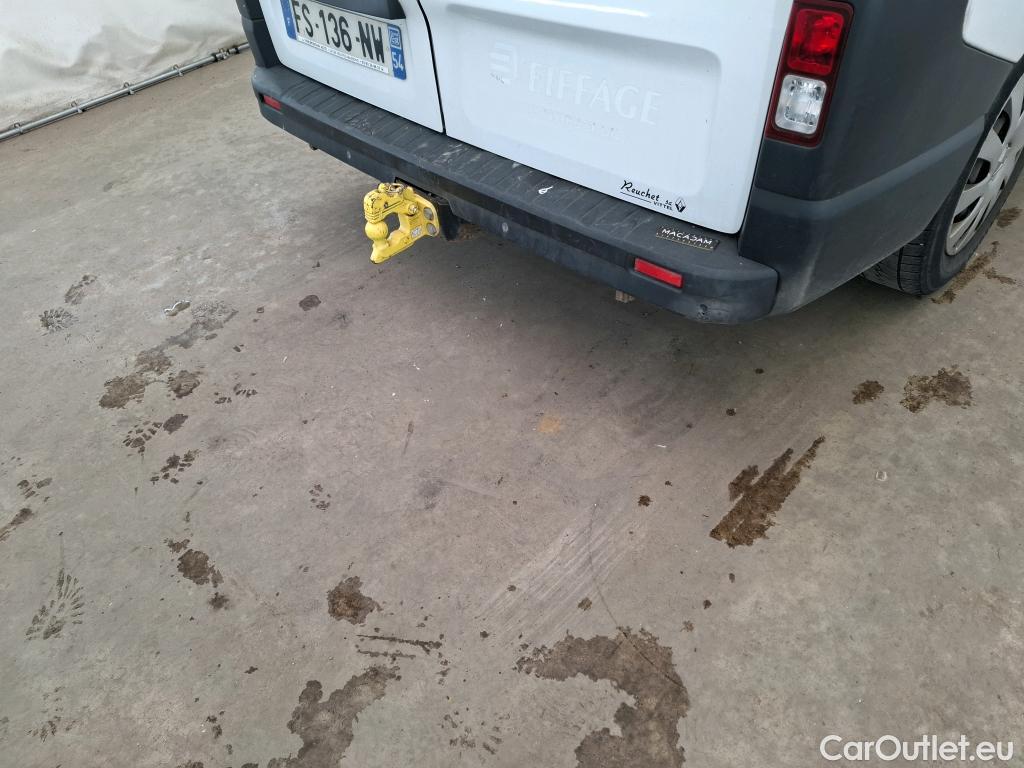  Renault  Trafic RENAULT  / 2019 / 4P / Fourgon tole FG GCF L1H1 1200 Energy dCi 145 EDC #15