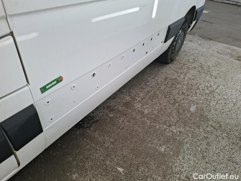  Renault  Master  III Fourgon L2H2 3 5 Grand Confort dCi 135CV BVM6 7 Sieges E6dT #15