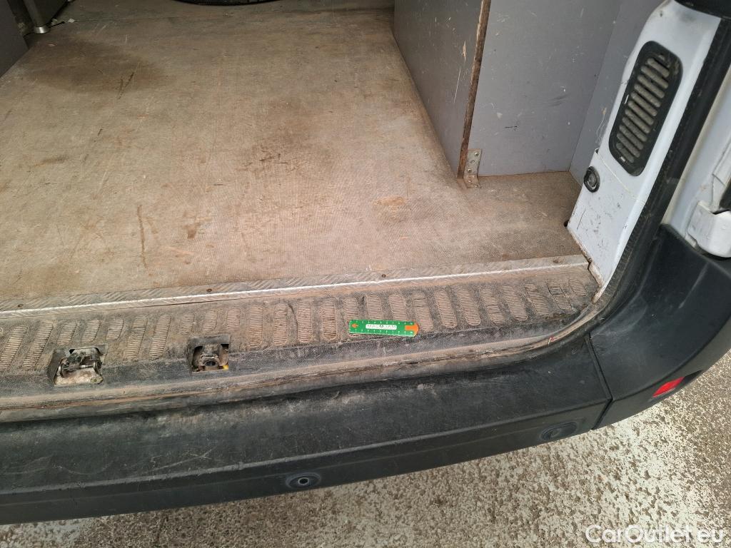  Renault  Master  III Fourgon L2H2 3 5 Grand Confort dCi 135CV BVM6 7 Sieges E6dT #10